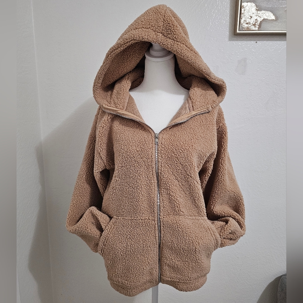Forever 21 Jacket Faux Fur Taupe Size Small EUC